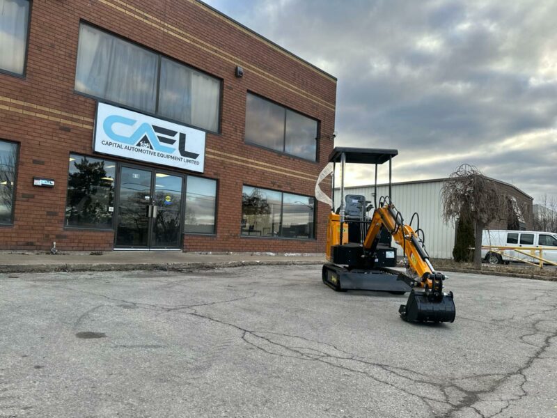 Mini excavator 1.5 Ton with Kubota engine Hydraulic Thumb (EX15KB) - Image 9