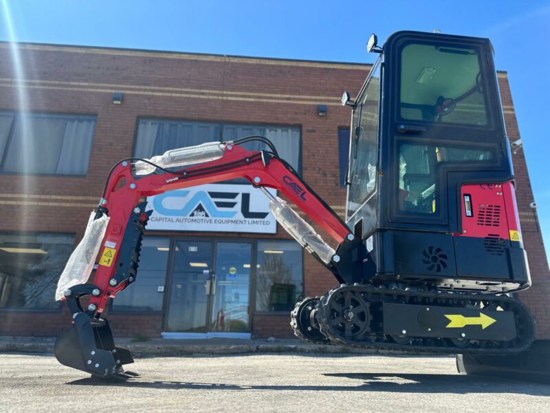 Mini Excavator 1T with Briggs & Stratton Cab (EX1BS-C) - Image 5