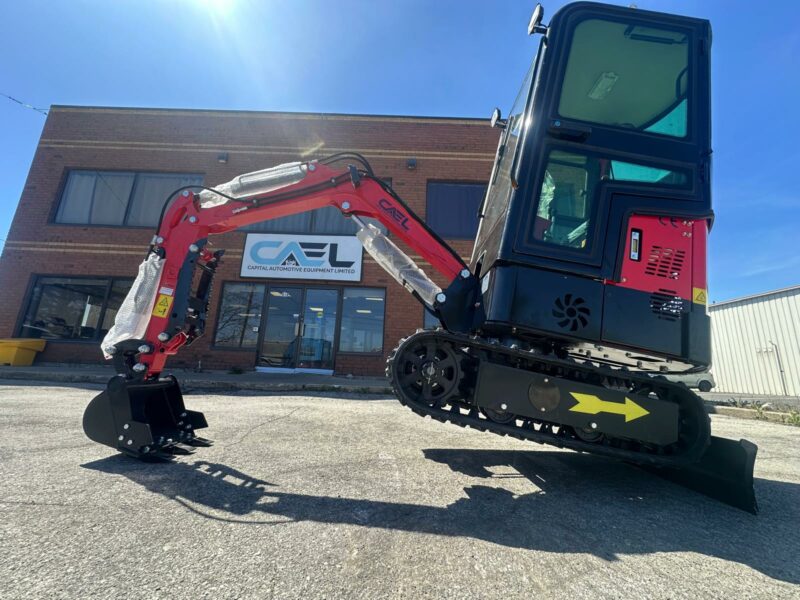 Mini Excavator 1T with Briggs & Stratton Cab (EX1BS-C) - Image 3