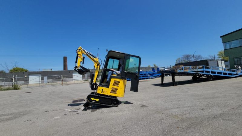 Mini Excavator1.3T with Kubota engine, Swing boom and Cab (EX13KB-C) - Image 3