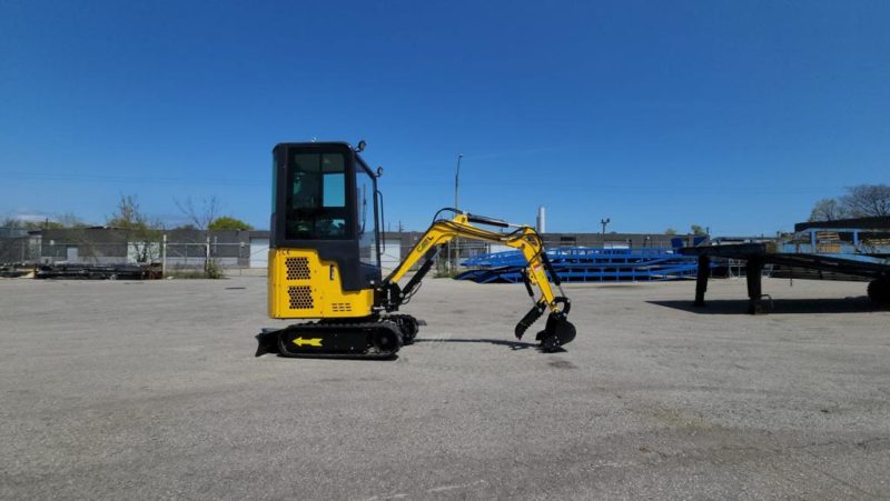 Mini Excavator1.3T with Kubota engine, Swing boom and Cab (EX13KB-C) - Image 2