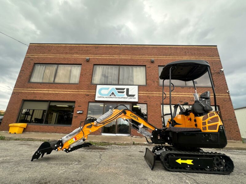 Mini Excavator 1.5T With B&S Engine, Swing boom, Hydraulic Thumb (EX15BS-AD) - Image 3